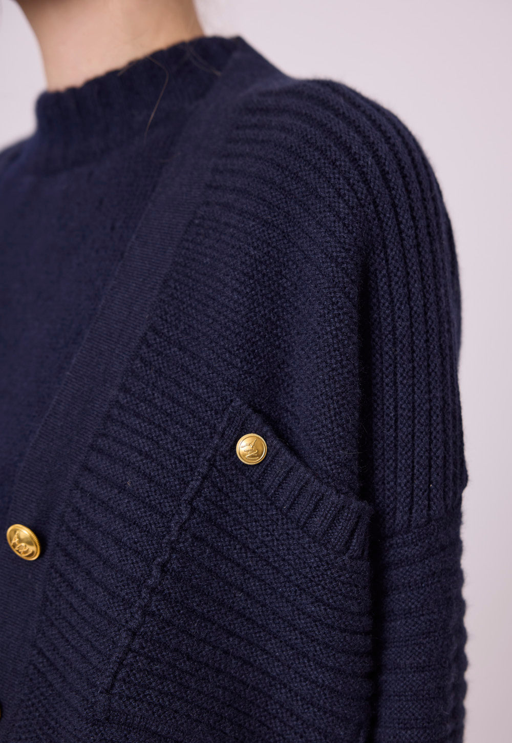 Antonia Zander Corry Cardigan cashmere knit detail.