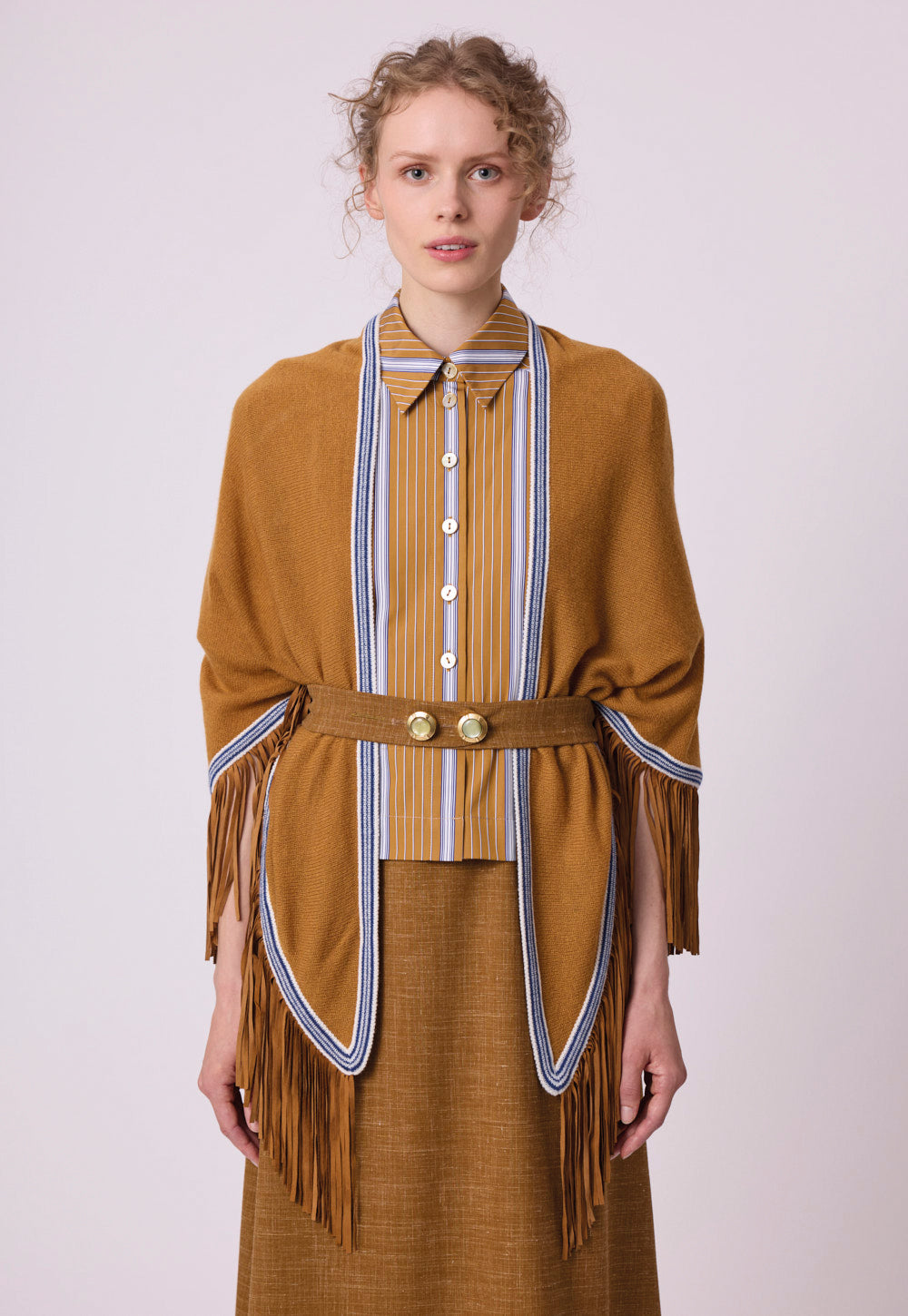 Antonia Zander Gitta belt cognac styled with knitwear defining the waist