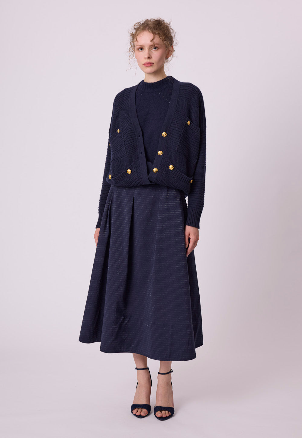 Oana Skirt navy blue by Antonia Zander, full look.