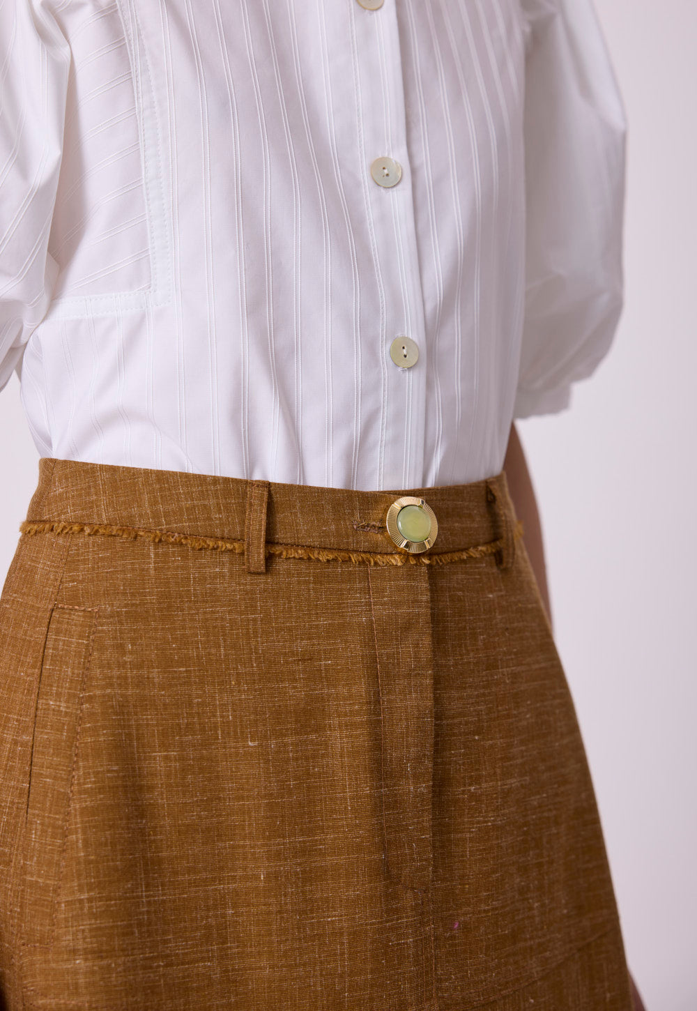 Silk viscose skirt in cognac detail of fabric and construction